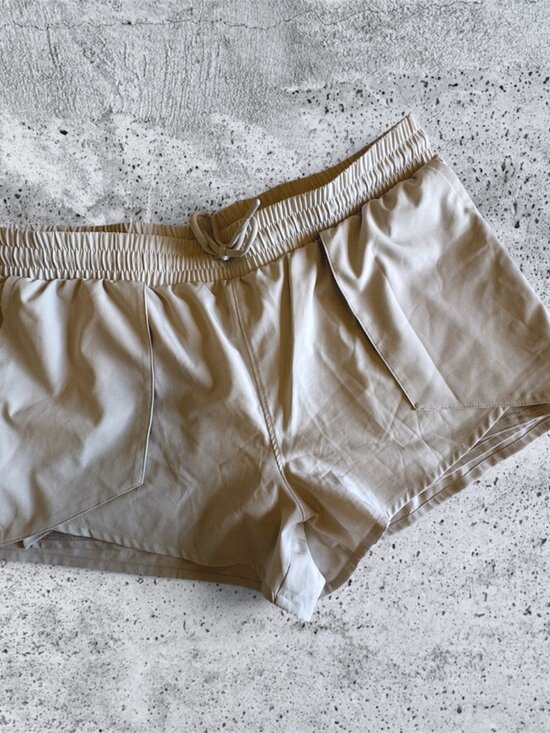Mondetta Pants - NWOT Mondetta Athletic Shorts with Pockets Women's XL